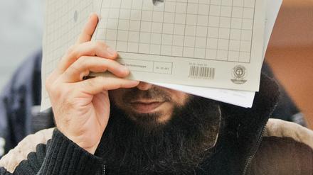 Hassprediger. Dem ehemaligen Statthalter des IS in Deutschland, Abu Walaa, droht im Prozess am Oberlandesgericht Celle ein hartes Urteil 