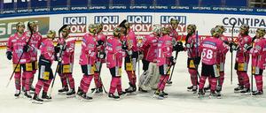 Die Fans fehlen. Die Eisbären spielen in dieser Saison trotzdem gern daheim, vor dem heutigen Spiel gegen die Grizzlys Wolfsburg ist die Bilanz der Berliner makellos.