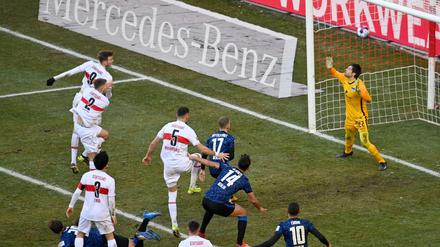 Gefahr in Verzug. Bei gegnerischen Ecken und Freistößen wird es für Hertha BSC oft brenzlig.