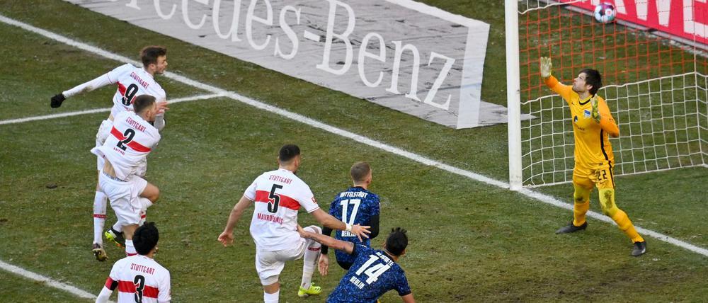 Gefahr in Verzug. Bei gegnerischen Ecken und Freistößen wird es für Hertha BSC oft brenzlig.