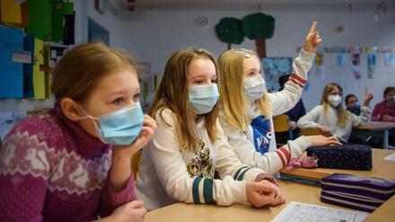 Viele Grundschulen und Kitas haben am Montag wieder geöffnet.