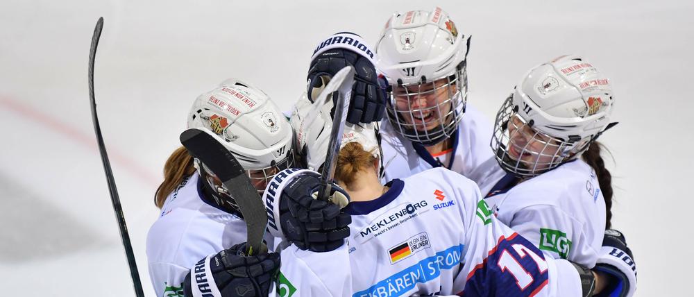 Mit den Siegen am Wochenende rückt das Team erstmals auf Rang vier in der Tabelle der DFEL.