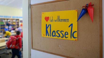 Viele Kinder werden an diesem Montag freudig in ihre Grundschule zurückkehren.