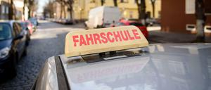Ausgebremst. Berlins Fahrschulen sind erst ab dem 10. Januar in den Lockdown gegangen, später als andere Dienstleister.