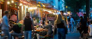Angesichts steigender Temperaturen fürchten manche alkoholisierte Menschengruppen auf den Straßen – ähnlich wie auch im vergangenen Herbst.