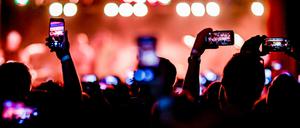 Konzerte in der Corona-Pandemie? Das plant die französische Kulturministerin.