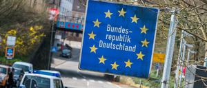 Auf deutscher Seite wird ab Dienstag kontrolliert, ob Pendler einen Negativ-Test dabeihaben.