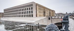 Ums Humboldtforum gibt es reichlich Platz, der auf Gestaltung wartet.