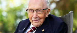 Der Weltkriegsveteran Tom Moore starb an einer Coronavirus-Infektion.