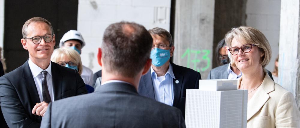 Michael Müller belastet seine durchaus erfolgreiche Amtszeit als Wissenschaftssenator mit einem unnötigen Gesetzentwurf.