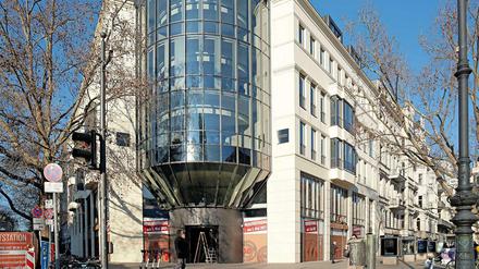 In diesem markanten Eckhaus am Kurfürstendamm 31 bereitet die Spielbank Berlin die Eröffnung neuer Räume vor.