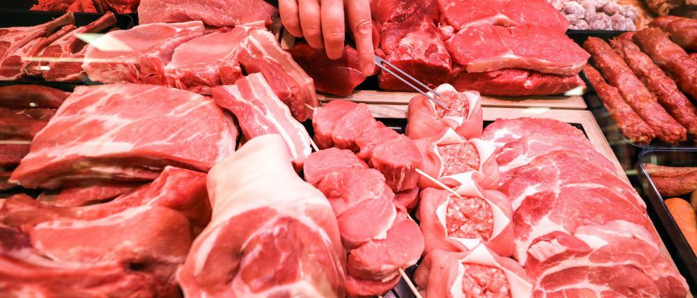 Zu billig? Die Bauern verdienen nicht genug Geld, um die Ställe tiergerechter umzubauen.
