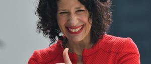 Mit dem Hashtag "neugierigaufjarasch" versuchen die Grünen auf ihre Spitzenkandidatin aufmerksam zu machen. Ein hilfloser Versuch, heißt es intern.