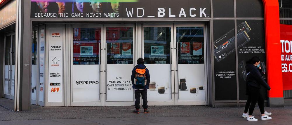 Vor verschlossener Tür: Der Onlineverkauf kann den Umsatzeinbruch durch den Lockdown nicht ersetzen.