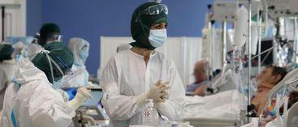 Wer liegt auf den Covid-Intensivstationen? Der RKI-Chef sieht religiöse und ethnische Zusammenhänge.