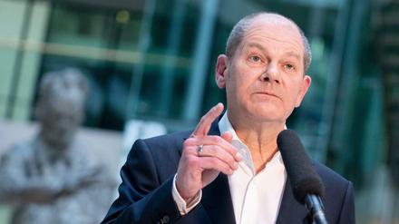 Bundesfinanzminister Olaf Scholz kündigt 10 Millionen Impfungen pro Woche an.