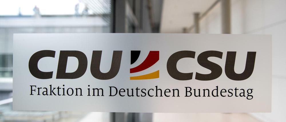 Die Union trifft die Maskenaffäre kurz vor den Landtagswahlen in Baden-Württemberg und Rheinland-Pfalz besonders hart.