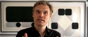 In diesem Video wirbt Robert Cibis um Spenden für seinen Corona-Kinofilm.