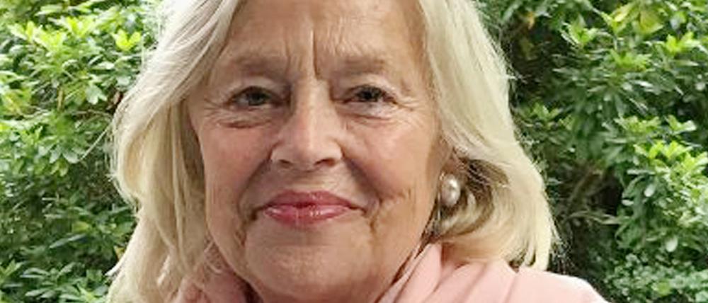 Die Pädagogin Eva-Maria Kabisch trug den französischen Nationalorden und das Bundesverdienstkreuz. 