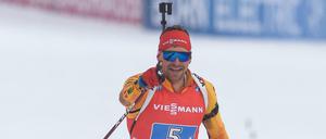 Philipp Nawrath jubelt beim Zieleinlauf.