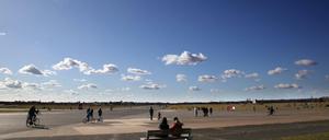 Könnte bald eine Seilbahn über das Tempelhofer Feld führen?