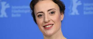 Maren Eggert gewinnt einen Silbernen Bären für ihre Hauptrolle in Maria Schraders "Ich bin dein Mensch". 