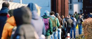 Damit es schneller geht. Schon an 29 Standorten in Berlin können kostenlose Schnelltests durchgeführt werden.
