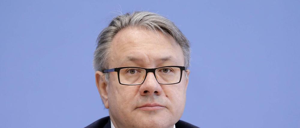 In der Maskenaffäre um Georg Nüßlein und Nikolas Löbel gerät die Union zunehmend in Bedrängnis.