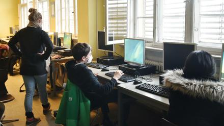 Mit der Digitalisierung ist es an Berliner Schulen nicht so einfach.