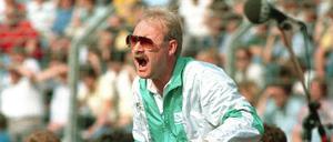 Lange her, dass Borussia Mönchengladbach zuletzt sieben Pflichtspielen hintereinander verloren hat, wie man an der Mode jener Zeit erkennt. Unter Trainer Wolf Werner waren es sogar acht.