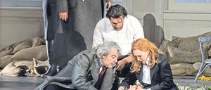 Francesca, die den Tod nicht scheut, (Sarah Jakubiak) mit den Malatesta-Brüdern (Ivan Inverardi, Jonathan Tetelman, Charles Workman, v. li).