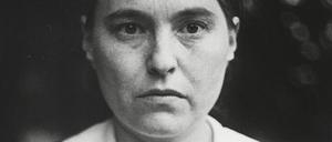 Anna Seghers 1937 in Paris.