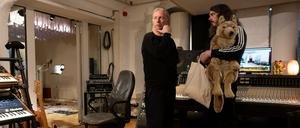 DJ Hell und Jonathan Meese im Aufnahemstudio.