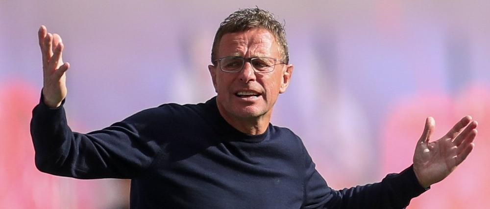 Ralf Rangnick sieht sich nicht in der Lage dazu, Schalke zu alter Stärke zu verhelfen. 