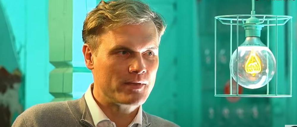 Robert Cibis in der Ovalmedia-Sendung Narrative#25.
