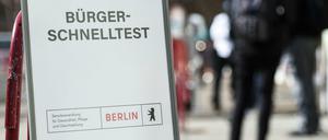 Berlinerinnen und Berliner können sich jede Woche kostenlos testen lassen - allerdings unter Herausgabe vieler Daten.