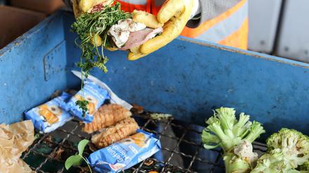 Zu viele Lebensmittel landen derzeit noch im Müll. 