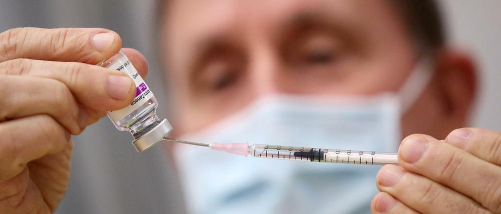 Astrazeneca darf in Deutschland wieder verimpft werden.