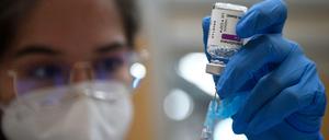 Ab Freitag wird das Astrazeneca-Vakzin wieder in Deutschland verimpft.