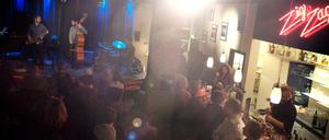 Der Zig Zag Club zu besseren Zeiten.