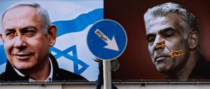 Der amtierende Ministerpräsident Israels, Benjamin Netanjahu (l), und sein Herausforderer, der Oppositionsführer Yair Lapid.