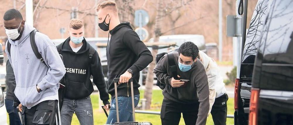 Blase in der Blase. Die Nationalspieler aus der Premier League – Rüdiger, Werner, Leno, Gündogan und Kai Havertz – werden vom Rest der Mannschaft weitgehend isoliert.