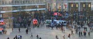 Nach einem Aufruf in sozialen Medien ist es 2019 auf dem Berliner Alexanderplatz zu einer Massenschlägerei gekommen.