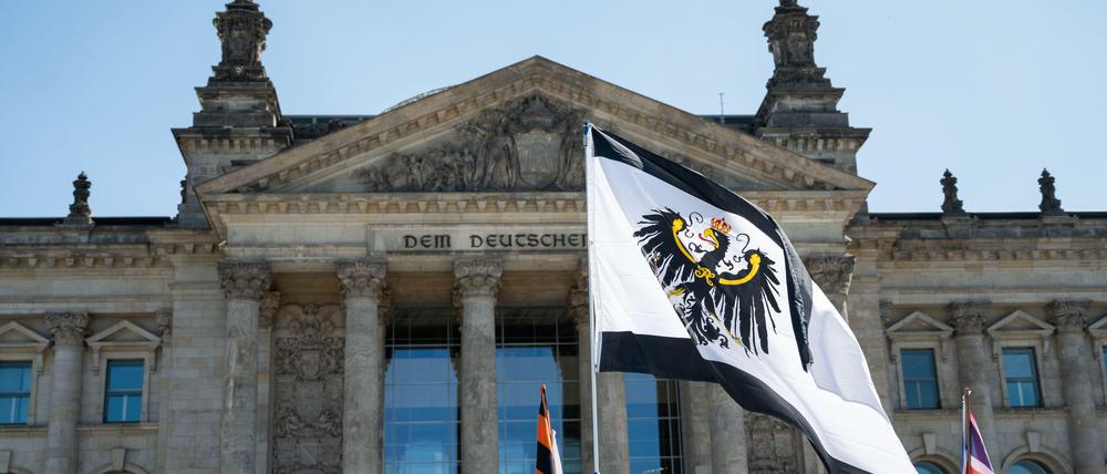Die in den sozialen Netzwerken geteilten Aufrufe für die Proteste deuten darauf hin, dass der Kern der rechten Szene kommen will.