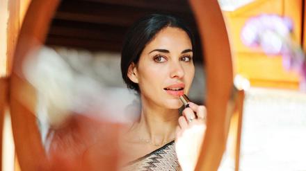 Besonders in schlechten Zeiten kaufen Frauen Lippenstifte.