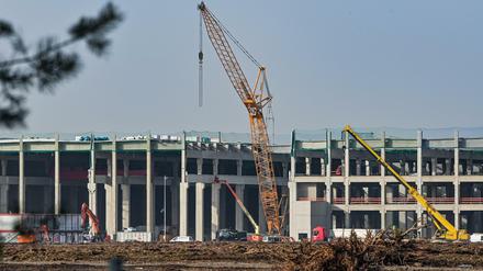 Die Tesla-Baustelle in Grünheide Ende Februar 2021.