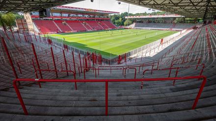 Im Stadion An der Alten Försterei findet am Ostersonntag das Derby zwischen dem 1. FC Union und Hertha BSC statt. 