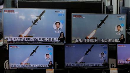 Ein Nachrichtensender in Südkorea berichtet über den Raketentest im Norden.