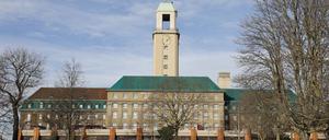 Ein Schatzkästlein der Nostalgie. Das Bürgeramt Rathaus Spandau ist auch recht gastfreundlich.