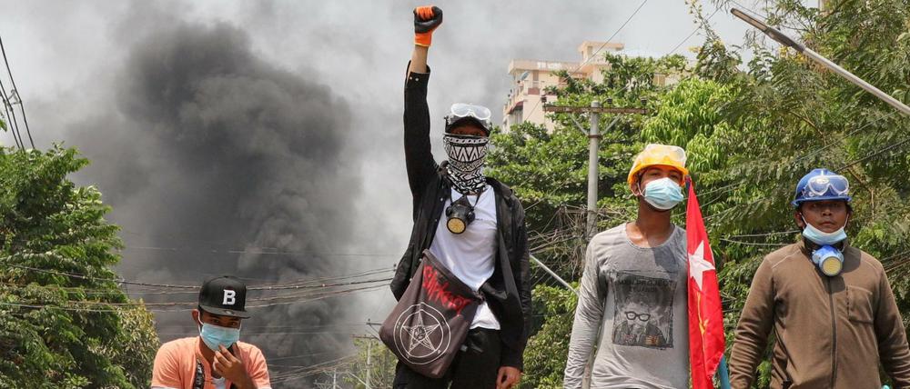 Protest gegen die Militärjunta Myanmars in Yangon